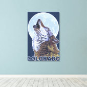 Gray Wolf HowlingColorado Canvas Afdruk (Insitu (Houten vloer))