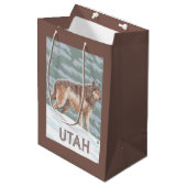 Gray Wolf StandingUtah Medium Cadeauzakje (Voorkant Gekanteld)