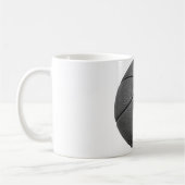 Grayscale Basketball Koffiemok (Links)