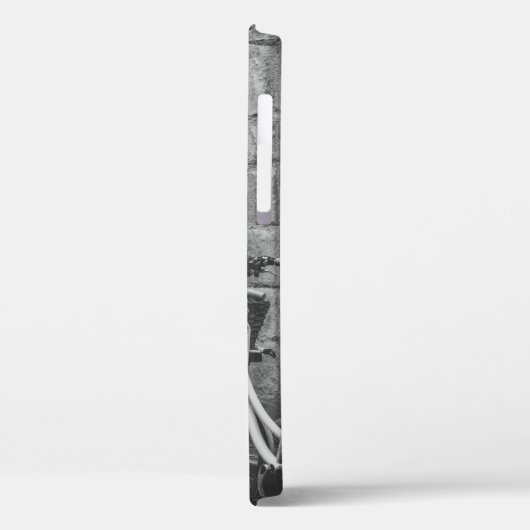 GRAYSCALE FOTO VAN BIKE PARKED BESIDE BOUW Case-Mate iPhone CASE (Achterkant / Links)