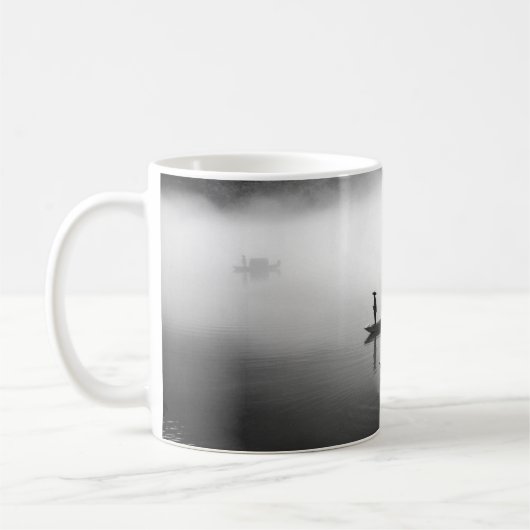 GRAYSCALE FOTO VAN TWEE ROUWBOTEN KOFFIEMOK (Links)