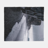 GRAYSCALE FOTOGRAFIE VAN SEASHORE EN CALM ZEE FLEECE DEKEN (Voorkant (Horizontaal))