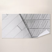 Grayscalefoto van vloeren badhanddoek (Badhanddoek)