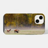 Grazing Elk Koppel iPhone Hoesje iPhone 14 Hoesje (Achterkant horizontaal)