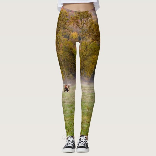 Grazing Elk Paar Leggings (Voorkant)