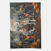 Great Dane Halloween Spokenword Theedoek (Verticaal)