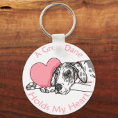 Great Dane Holds Heart Harlequin UC Sleutelhanger (Voorkant)
