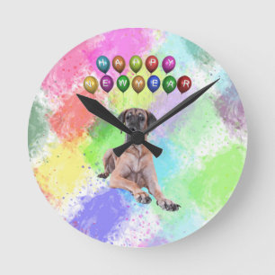 Great Dane hond wenst een gelukkig nieuwjaar Ronde Klok