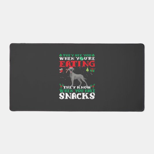 Great Dane Kerstpret Klassiek T-shirt Bureaumat (Voorkant)