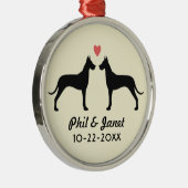 Great Dane Silhouettes Love Weddenr Couple Custom Metalen Ornament (Rechts)