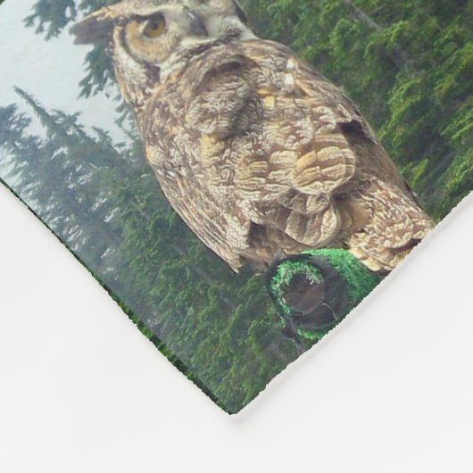 Great Horned Owl Fleece Blanket (Hoek)