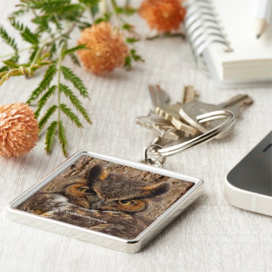 Great Horned Owl in Douglas Fir Tree Sleutelhanger (Zijkant)