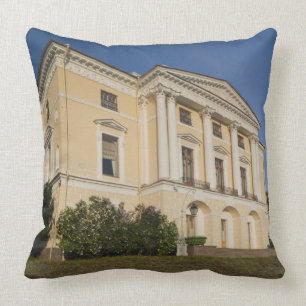 Great Palace of Czar Paul I, buiten Kussen