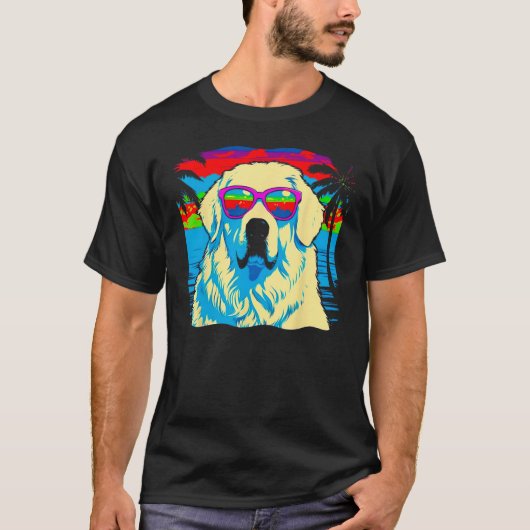 Great Pyrenees Dog Beach T-shirt (Voorkant)