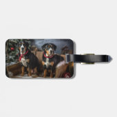 Greater Swiss Mountain Snowy Sleigh Kerstmis Bagagelabel (Achterkant horizontaal)