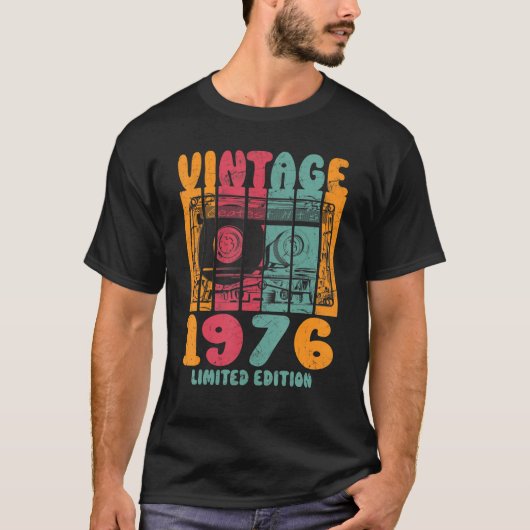  Greatest Hits 1976 Retro Birthday T-shirt (Voorkant)