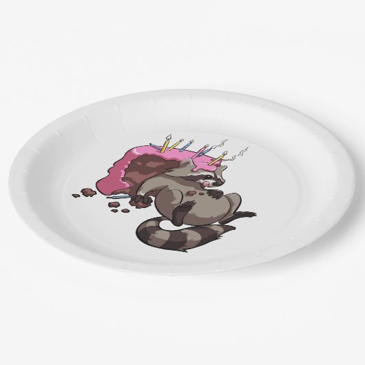 Greedy Raccoon vol met Birthday Cake Cartoon Papieren Bordje (Gekanteld)