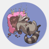 Greedy Raccoon vol met Birthday Cake Cartoon Ronde Sticker (Voorkant)
