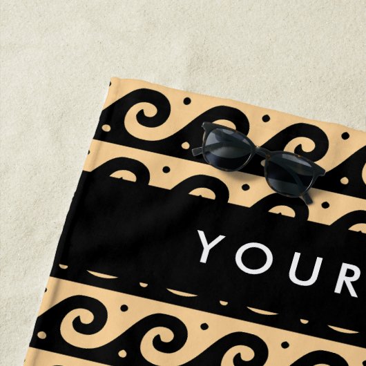 Greek Meander Key, Wave Key, Bruin, Jouw naam Strandlaken (In situ)