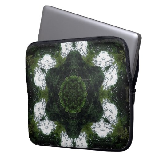 GREEN ABSTRACT DRAWING. SAMER BRASIL 1 LAPTOP SLEEVE (Voorkant Links)