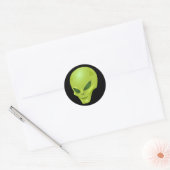 Green Alien Head Ronde Sticker (Envelop)