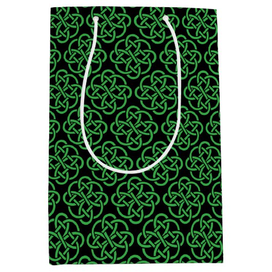 Green and Black Celtic Shield Knot Medium Cadeauzakje (Voorkant)