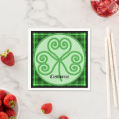 Green and Black Pset Shamrock Napkins Servet (Insitu)