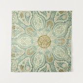 Green and Gold Celtic TrisŪMandala Tapestry Wandkleed (Voorkant (horizontaal))