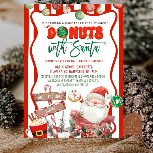 Green and Red Donuts with Santa Kaart