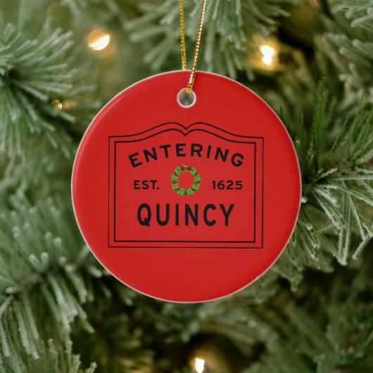 Green and Red Holiday Wreath, Quincy, MA Keramisch Ornament (Boom)