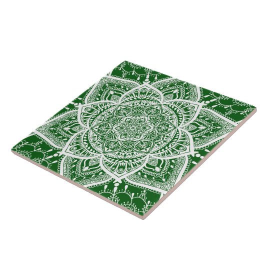 Green and White Mandala - Loergann in Moringa Tegeltje (Zijkant)