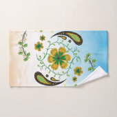 Green and Yellow Floral Mandala Art Bad Handdoek (Handdoek)