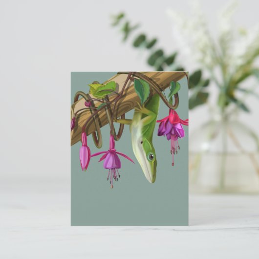 Green anole with Fuchsias Briefkaart (Staand voorkant)