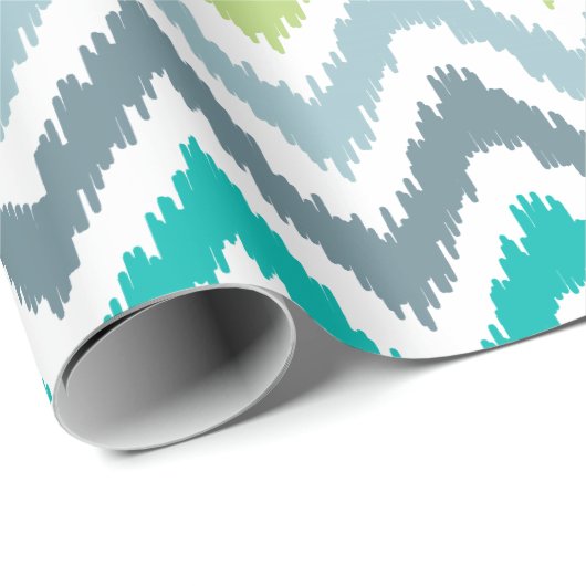 Green Aqua Gray Zigzags Ikat Pattern Cadeaupapier (Rol Hoek)