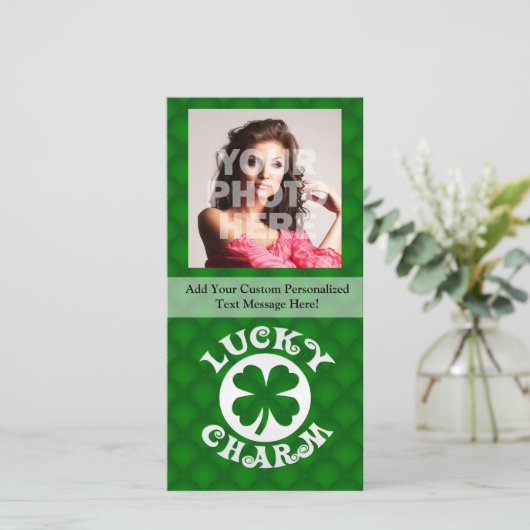 Green Background Lucky Charm (Staand voorkant)