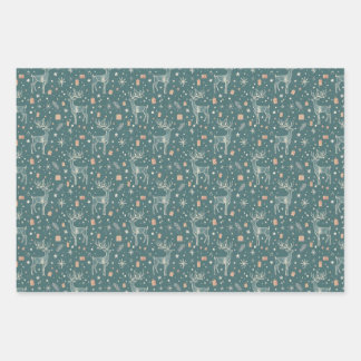 Green background with deer, gift packaging inpakpapier vel