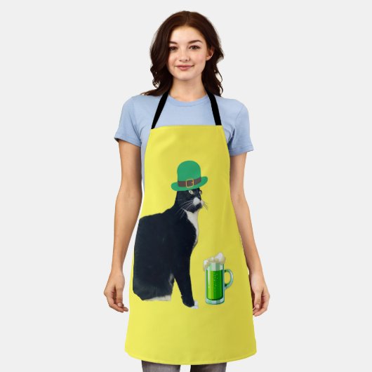 Green Beer Lucy Schort (Gedragen)