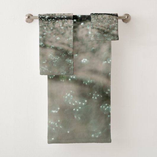 Green Beige Oceanic Glitter Glam 1 Bad Handdoek (Insitu)