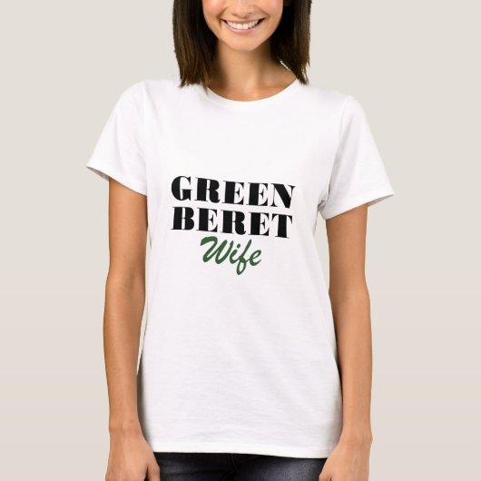 Green Beret Wife T-shirt (Voorkant)