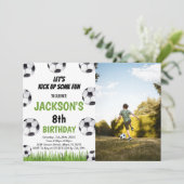 Green Black Soccer Birthday Invitations met foto Kaart (Staand voorkant)