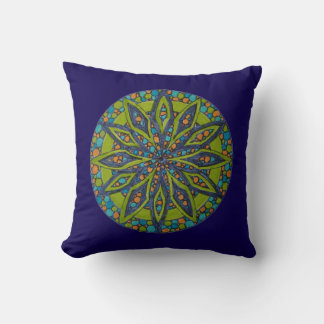 Green/Blue Starburst Mandala Throw Pillow Kussen