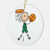 Green Boy Basketball Player t-shirts en Gifts Keramisch Ornament (Links)