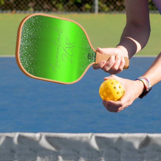 Green Brushed Metal Glitter Monogram Eenvoudig | Pickleball Paddle (Insitu)