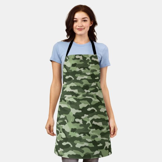 Green Camouflage Schort (Gedragen)