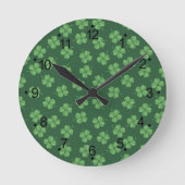 Green Celtic Irish Four Leafed Clovers St. Patrick Ronde Klok (Voorkant)