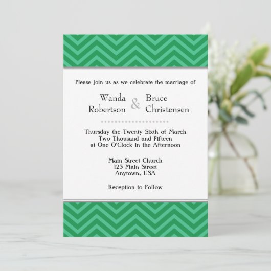 Green Chevron Wedding Invitation Kaart (Staand voorkant)