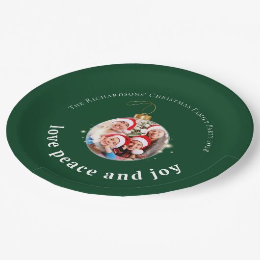 Green Christmas Family Photo Love Peace Joy Papieren Bordje (Gekanteld)