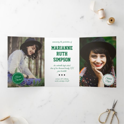 Green Circles 5-foto-Afstuderen Drieluik Uitnodiging (Binnen)