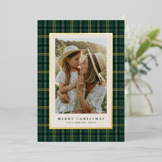Green Classic Christmas Plaid Photo Folie Feestdagenkaart (Staand Voorkant)