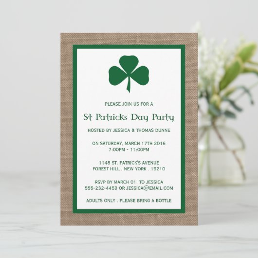Green Clover & Burlap St. Patrick's Day Invitation Kaart (Staand voorkant)